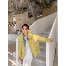 넥 패딩 숏패딩 패션 조거 패션 트렌드로 따듯하고 예쁨