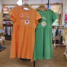 밀리밤 21년 NEW!! 소매가 날개라서 답답한걸 못입는 우리아이들이 편한게 일을수있는 롱기장에 원피스 리뷰후기