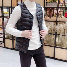 리소하우스 꼼꼼하게 촘촘히 넣은 충전재 솜이 밀리거나 뭉치지 않은 브이넥 경량 패딩 조끼 베스트