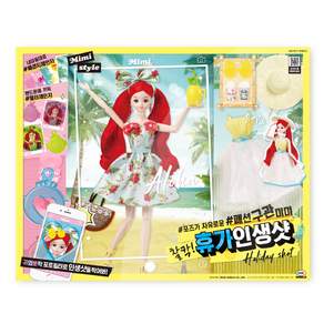 Mimi World World Fashion Gugwan Click Vacation Life Shot Doll, 混色