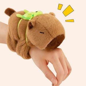 손목에 착 애착 꼬리 흔드는 카피바라 팔찌 손목 인형