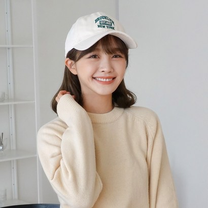 롸잇나우 브루클린 심플 자수 볼캡 야구모자