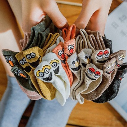 인싸 꾸러기 깜직한 캐릭터 자수 포인트 양말 10켤레