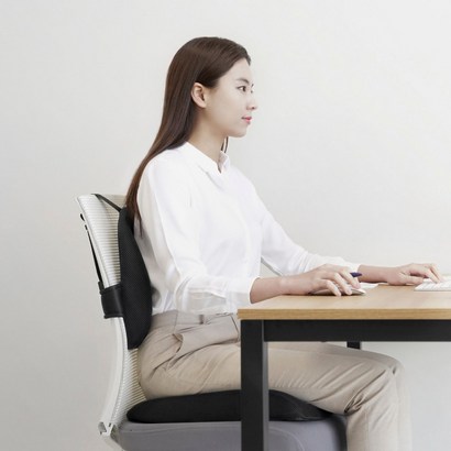 우리하루 큐어백 블랙 의자 허리쿠션 바른방석