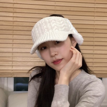 어반스테이지 여성 골프 테니스 포니테일 귀마개 모자