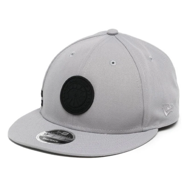 [canada goose] 22FW 캐나다구스 아크틱 로고 볼캡 실버 5446M