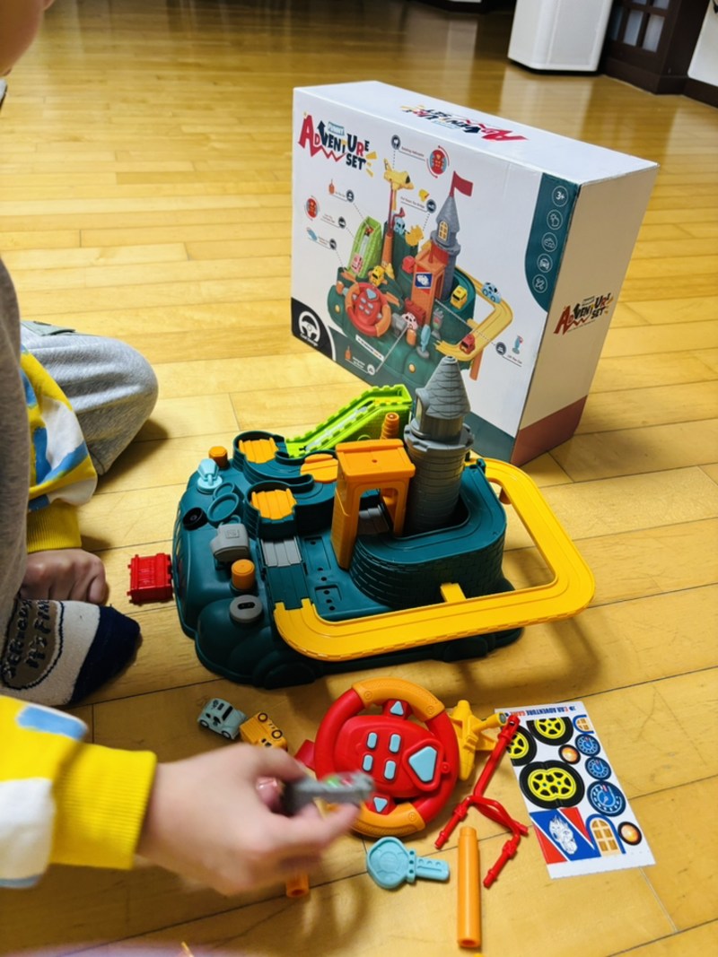 키즈브릭스 직접 조작하는 마법의성 코딩 로드 장난감