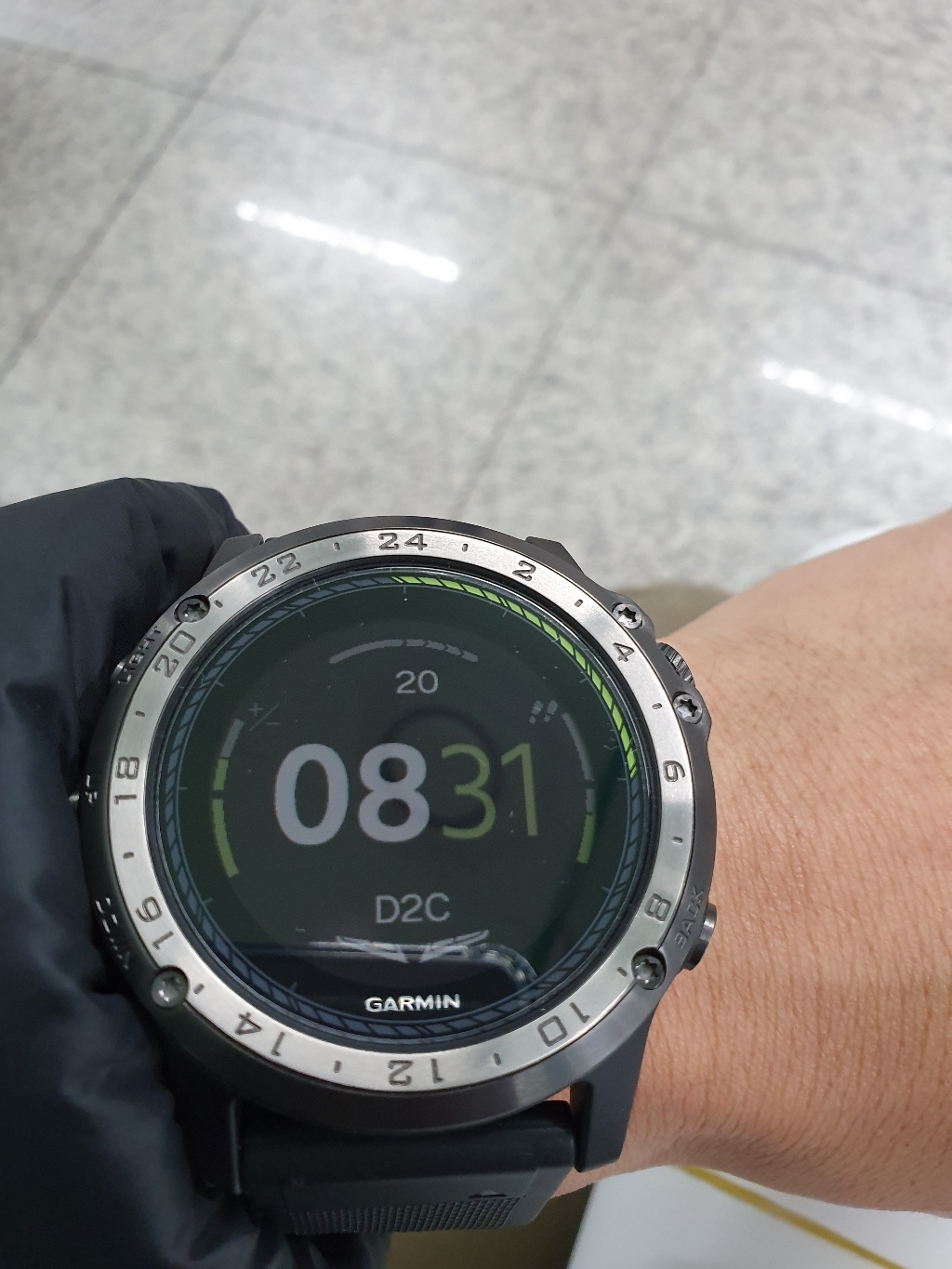 가민 D2 찰리 파일럿 티타늄 스마트워치
