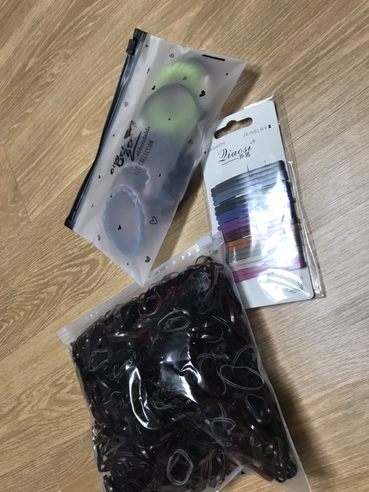 이쁨달다 프리미엄 베이직 칼라고무줄 브라운 검정 헤어끈 판매자 마이아이리스만 이쁨달다 정품입니다