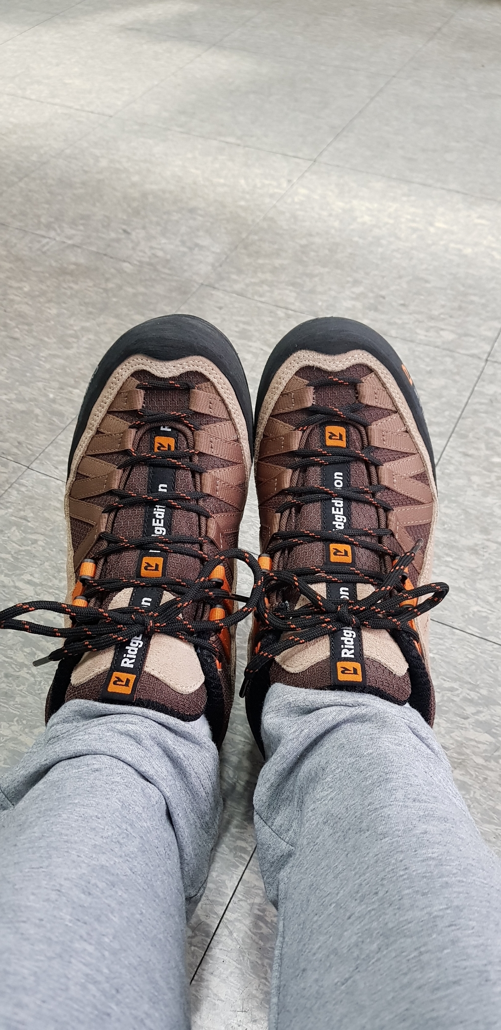 캠프라인 크로스 릿지화