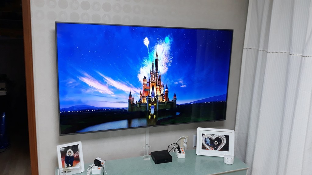 폴라로이드 4K UHD ED TV