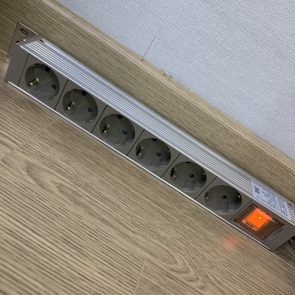 가가넷 알루미늄 멀티탭 6구 AL-SW-16A 6 리뷰후기