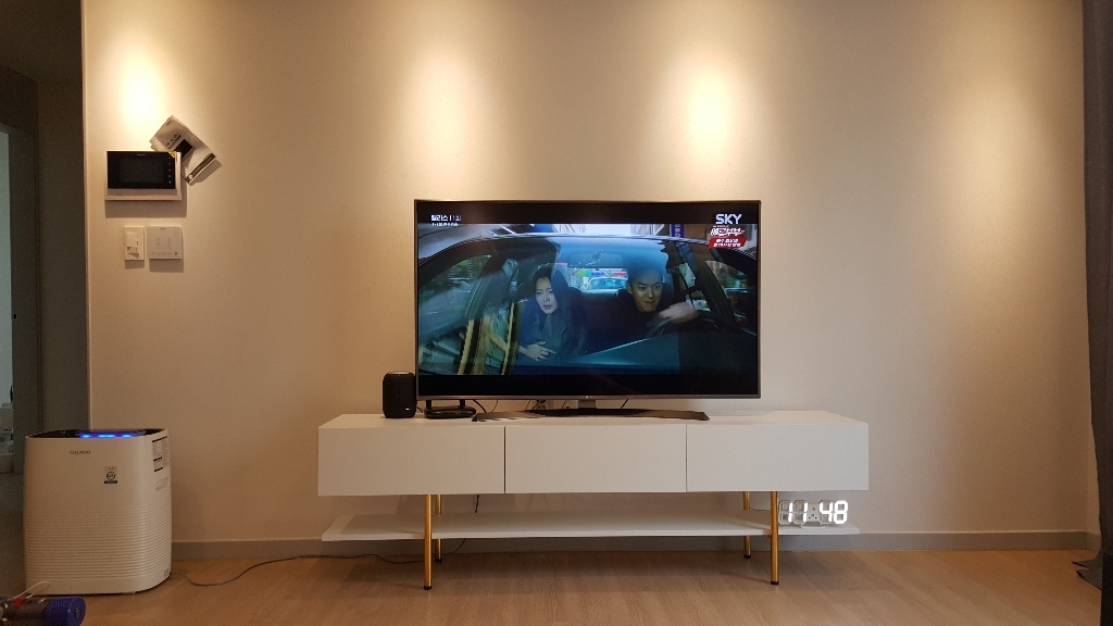 인디우드 로제 높은 거실장 골드 tv 다이 1800 장식장
