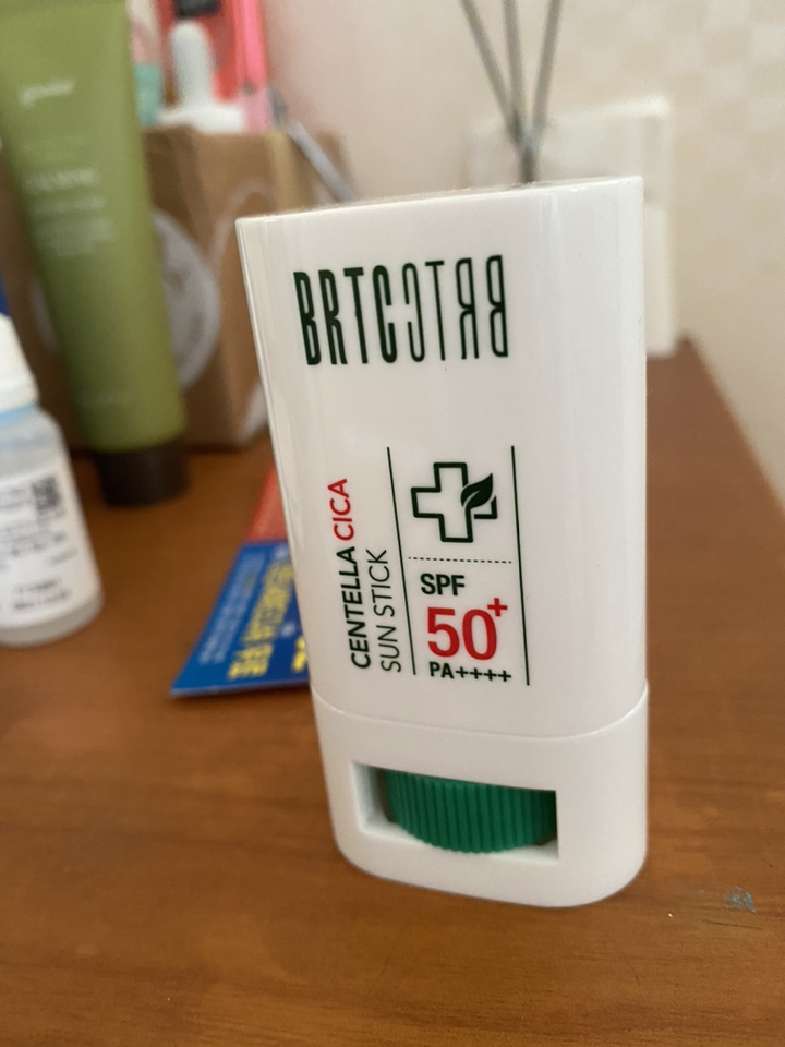 비알티씨 센텔라 시카 선 스틱 선스틱 SPF 50 PA 리뷰후기