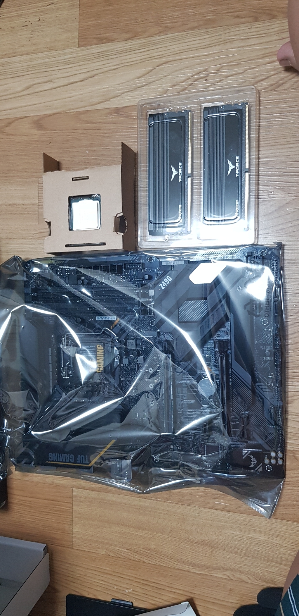 ASUS TUF ain Z490-US