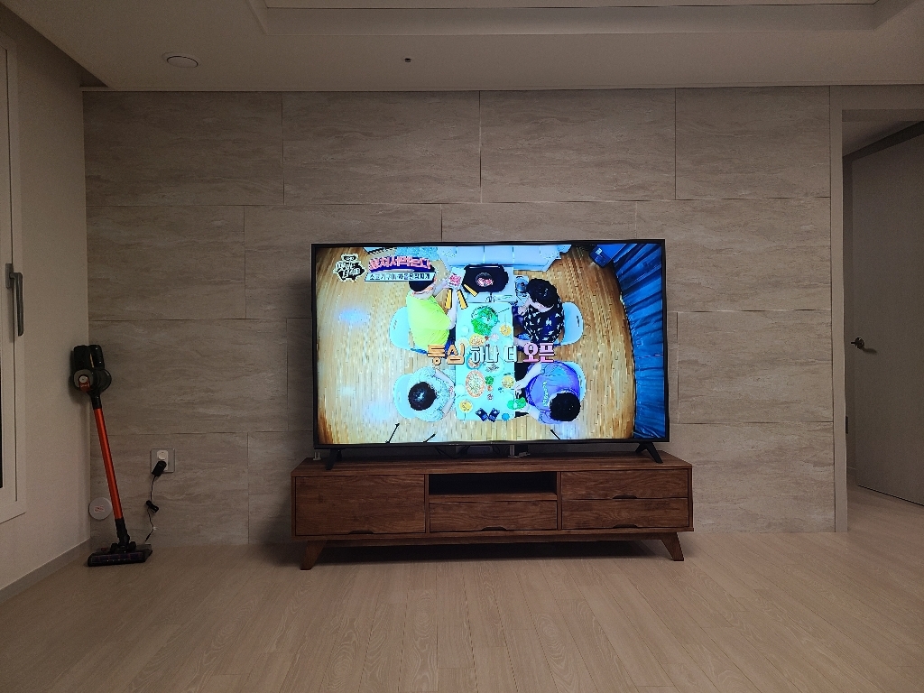 전자 2020년 75인치 4K UHD ED 스마트 리퍼 TV 리뷰 후기