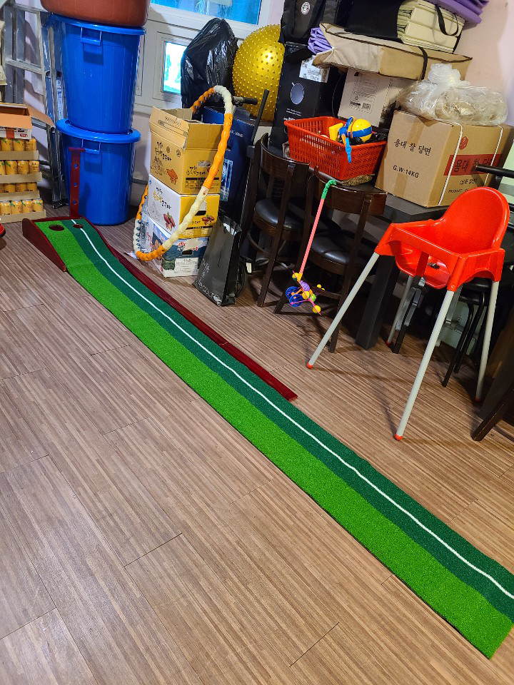 홀리데이 원목 레일 퍼팅 연습매트