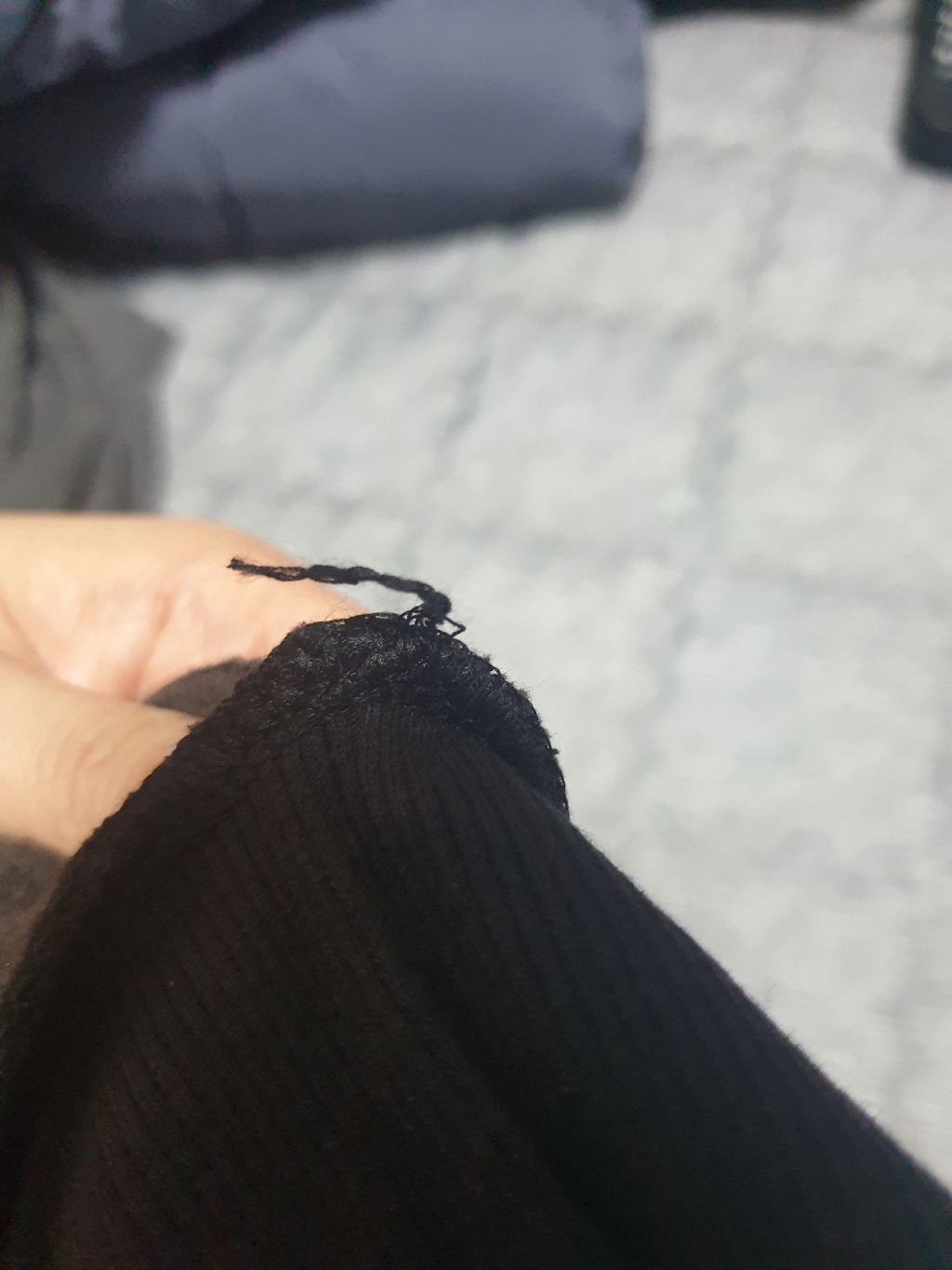 이힝 스탠다드 레터링 뽀글 기모맨투맨 루즈핏 맨투맨