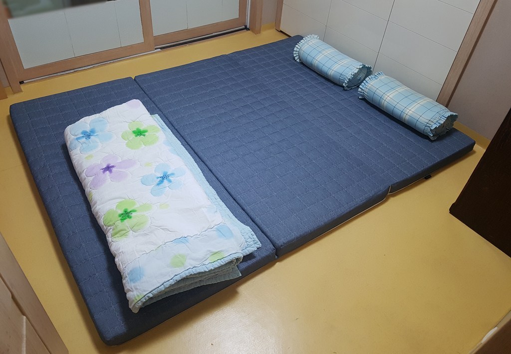 버디라이프 마약 기절 3단 접이식매트리스 토퍼 순면 싱글 무지