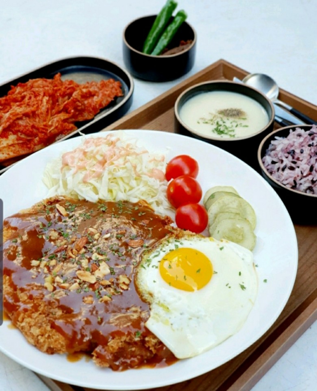 쓰임 원형 접시