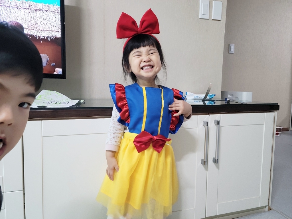 클로이샵 나비 리본 백설공주 머리띠 공주 악세사리 여아