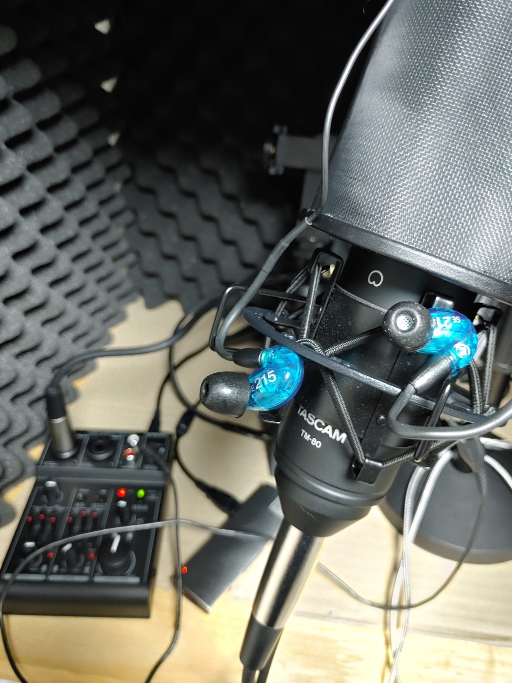 슈어 Sound Isoatin 이어폰