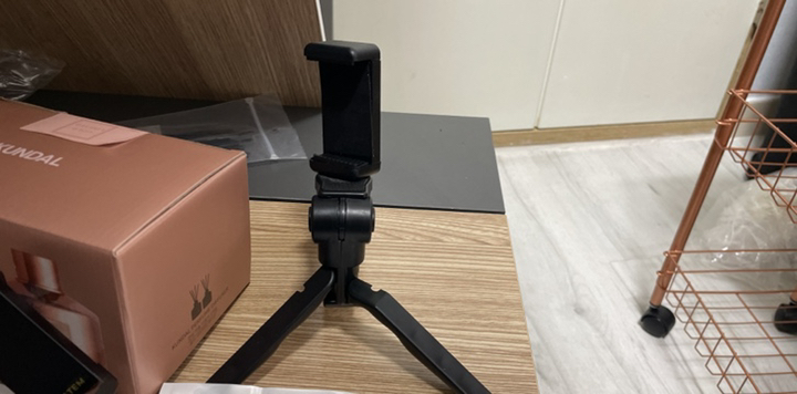 로버스트 스마트폰 회전형 삼각대