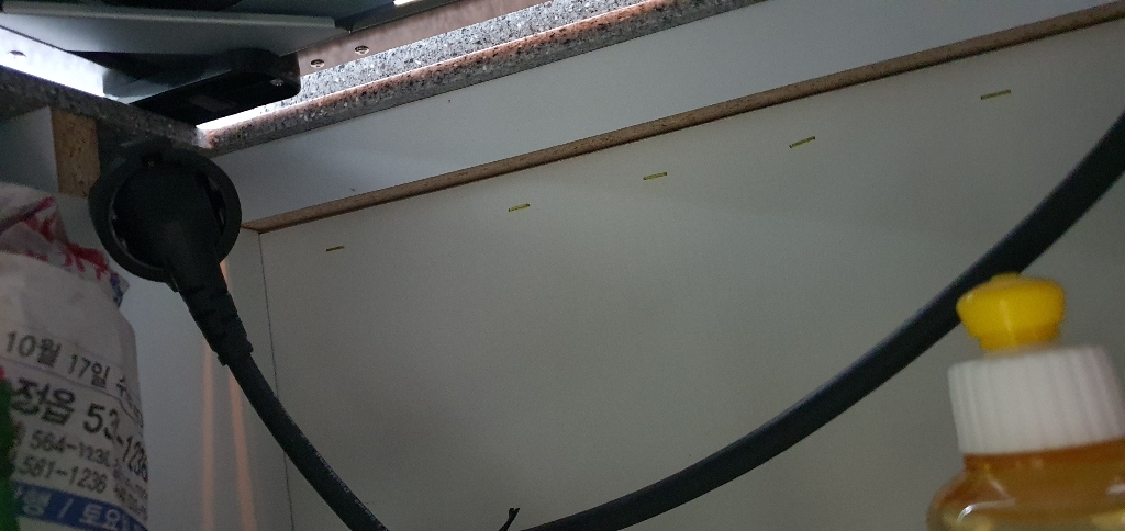 대현 모노케어 멀티탭 1구 연장선 16A 2800w 전기연장선 블랙 전선형 리뷰후기