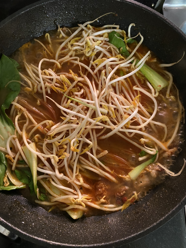 홈스토랑 애슐리 사천식 우삼겹 마라 쌀국수 리뷰후기