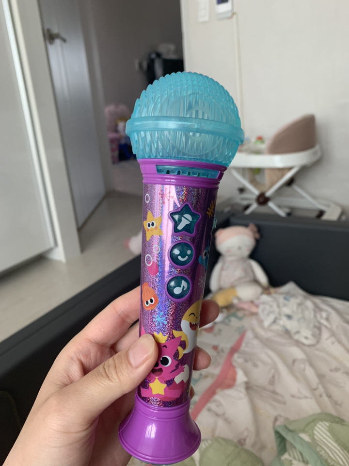핑크퐁 상어가족 영어동요 마이크