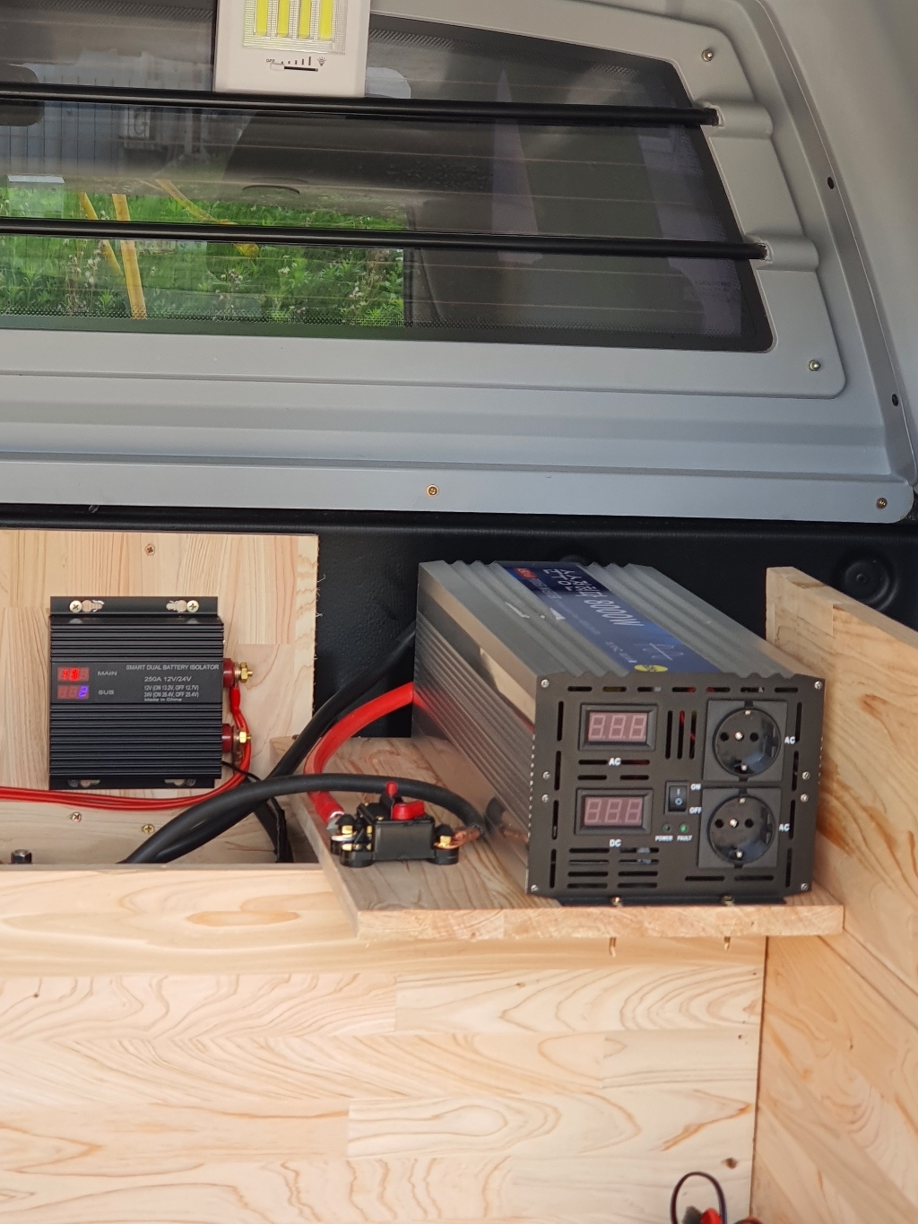 차량용 순수정현파 인버터 8000w 12v 24v