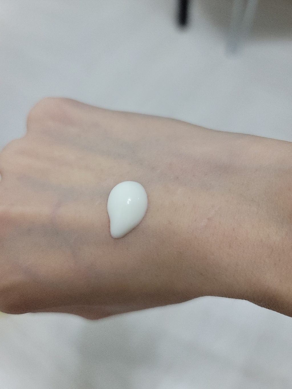 파파레서피 씨워터 포어 타이트닝 선 워터 SPF50 PA 리뷰후기