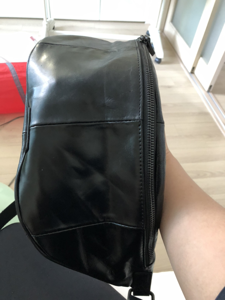 끄레앙 오일플럽 가죽 슬링백겸 여행용 힙색 70019
