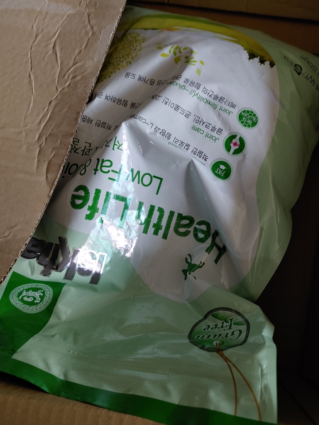 이즈칸 전연령 닭 그레인프리 헬스라이프 저지방 관절건강 애견사료