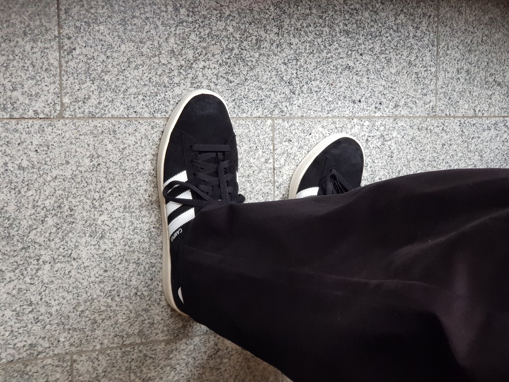 아디다스 남성용 캠퍼스 BZ0084
