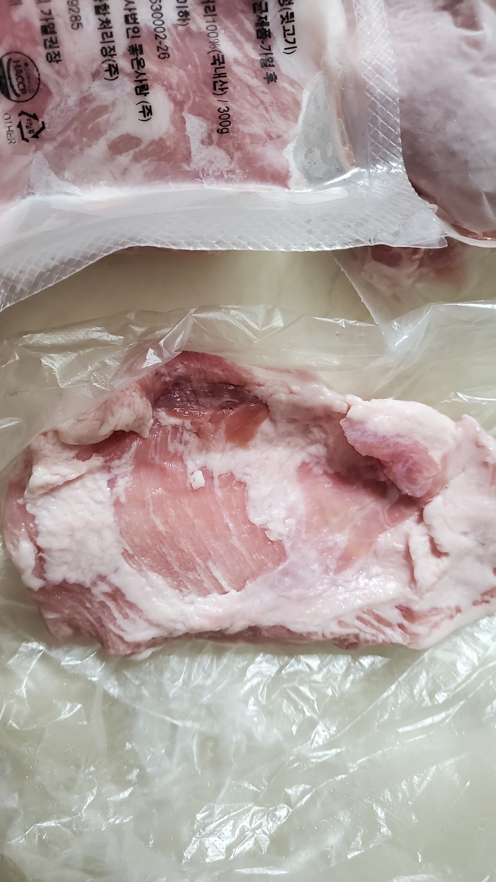 미트타임 국내산 돼지 항정살 / 뒷고기 덜미살 두항정 리뷰후기