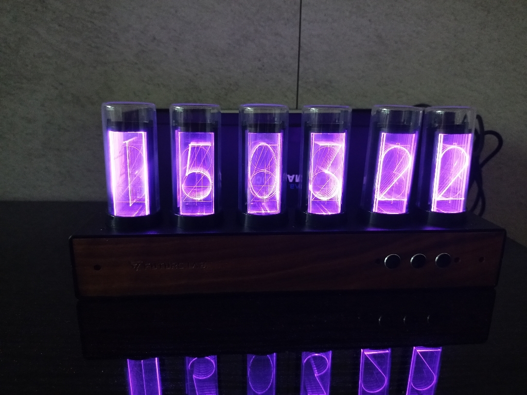 퓨쳐랩 플라즈마 디지털 시계 리뷰후기