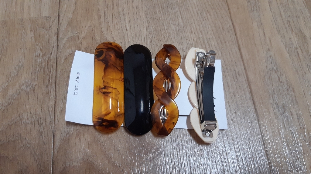 헤미쉬스타일 빈센트 반묶음 자동핀 4종