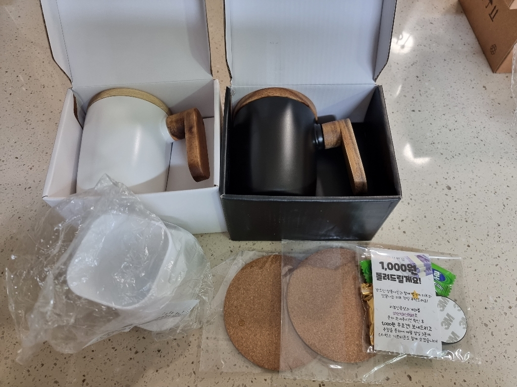 훈이창고 홈카페 도자기 머그컵 티코스터