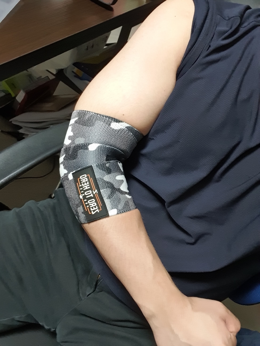 제로투히어로 헬스 카모 팔꿈치 보대 EXCUSIVE BACK CAO