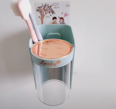 마이너컴퍼니 럭키 거꾸로 자석 양치컵
