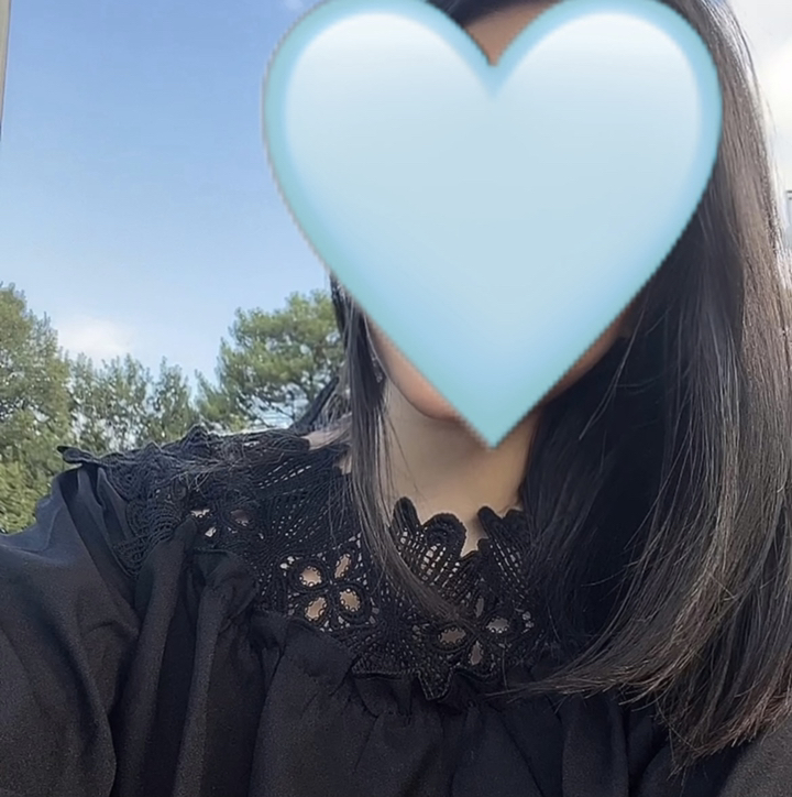 주디엘리 간절기 여성 튤립 숄더 레이스 쉬폰 블라우스
