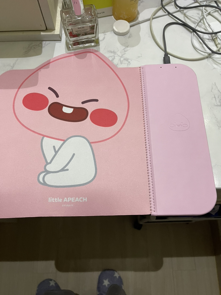 카카오프렌즈 고속 무선충전 마우스패드