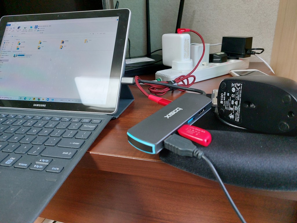 C타입 USB31 멀티 8포트허브 맥북 프로 에어 아이패드 핸드폰 허브 hdi 덱스 리뷰후기
