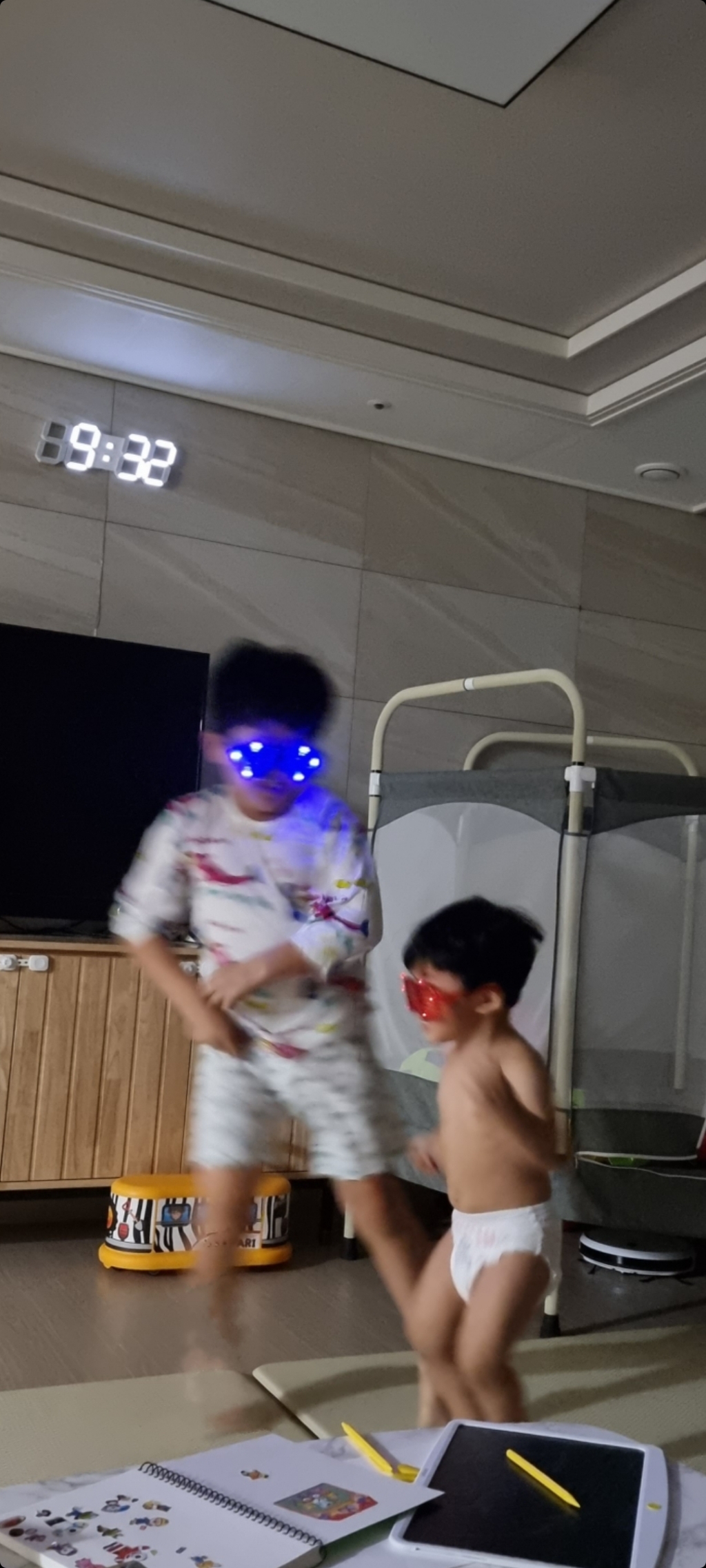 리빙다 ED셔터 쉐이드안경 4종