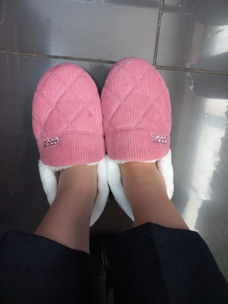 헤스티아 코듀로이 두툼 털 실내화