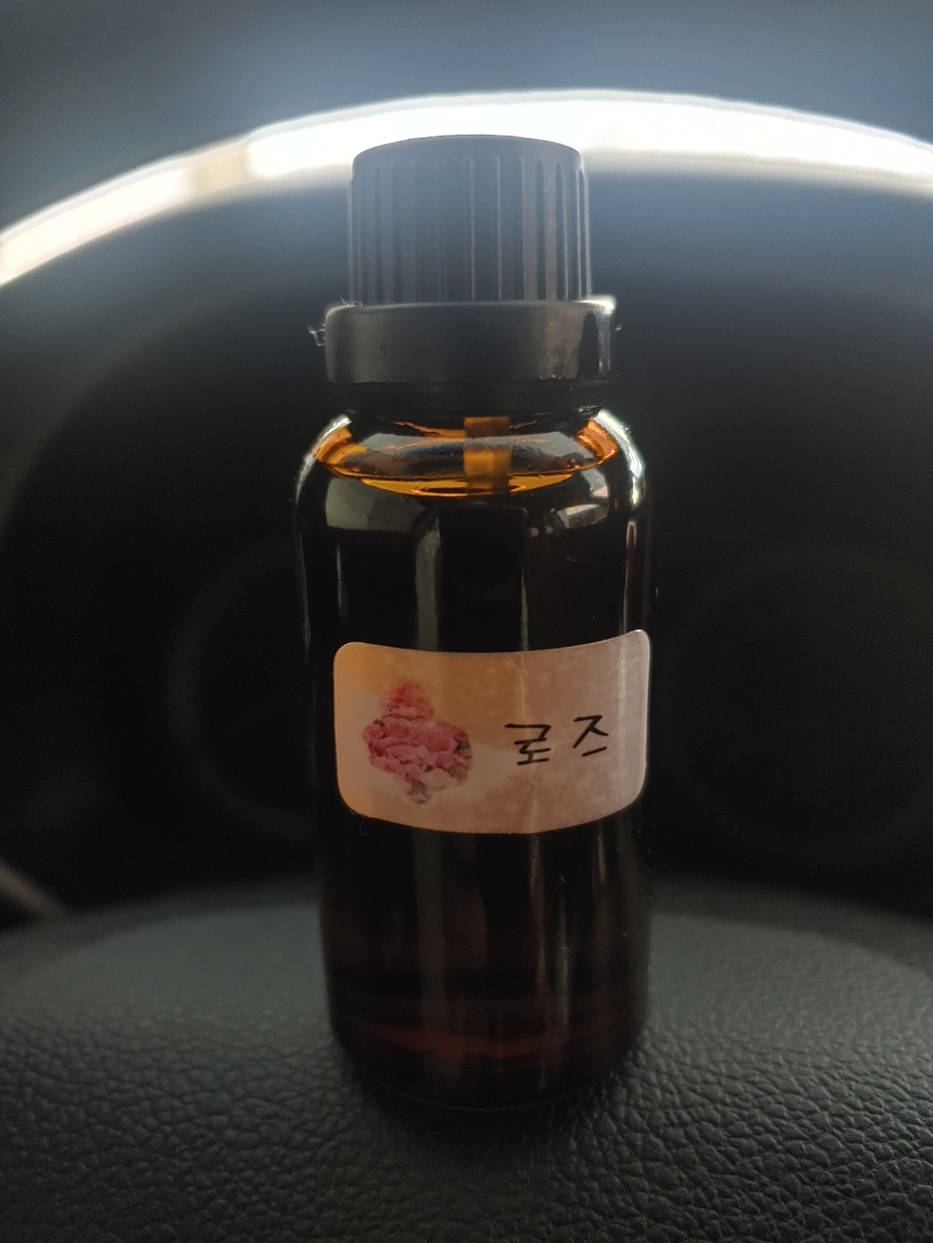 로즈하오 차량용방향제 리필액 블랙체리 레르 드 사몽 로비니아 화이트코튼 등