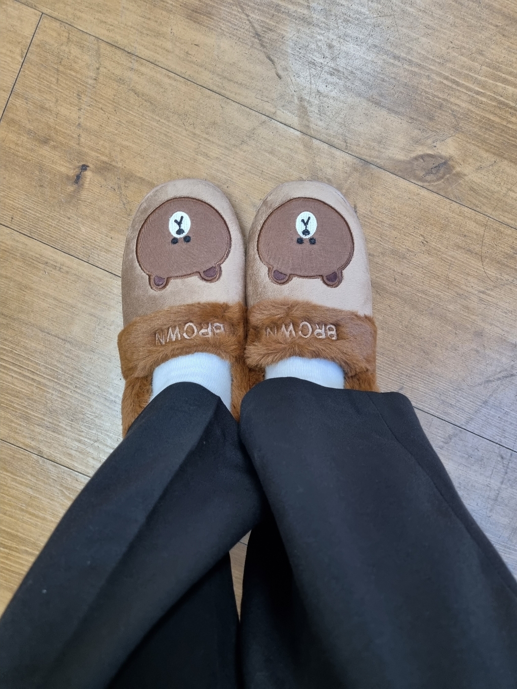 라인프렌즈 자수 방한 슬리퍼