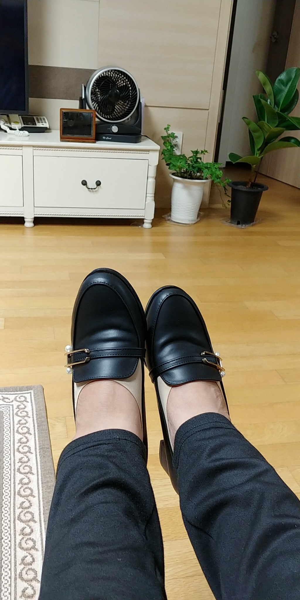 잭앤질 진주 통굽 펌프스 JC9506