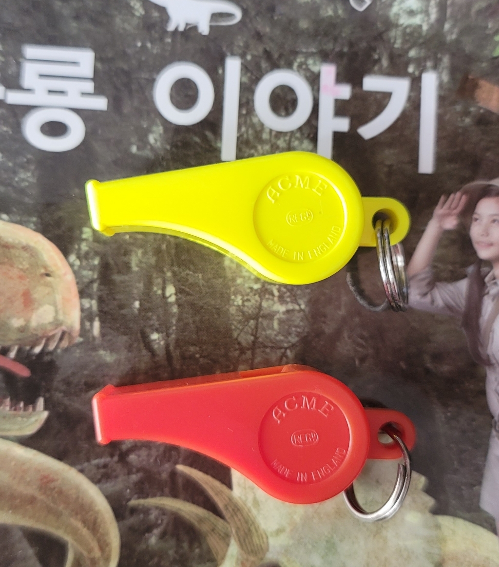 애크미 썬더러 휘슬 no 660